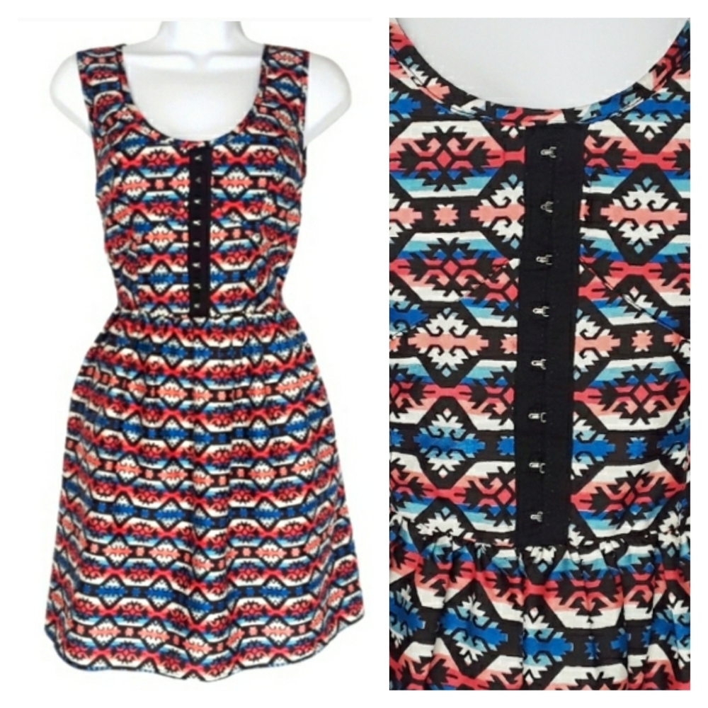 BAND OF GYSPIES Striped Pink Blue Geometric Sleeveless Fit Flare Dress Small